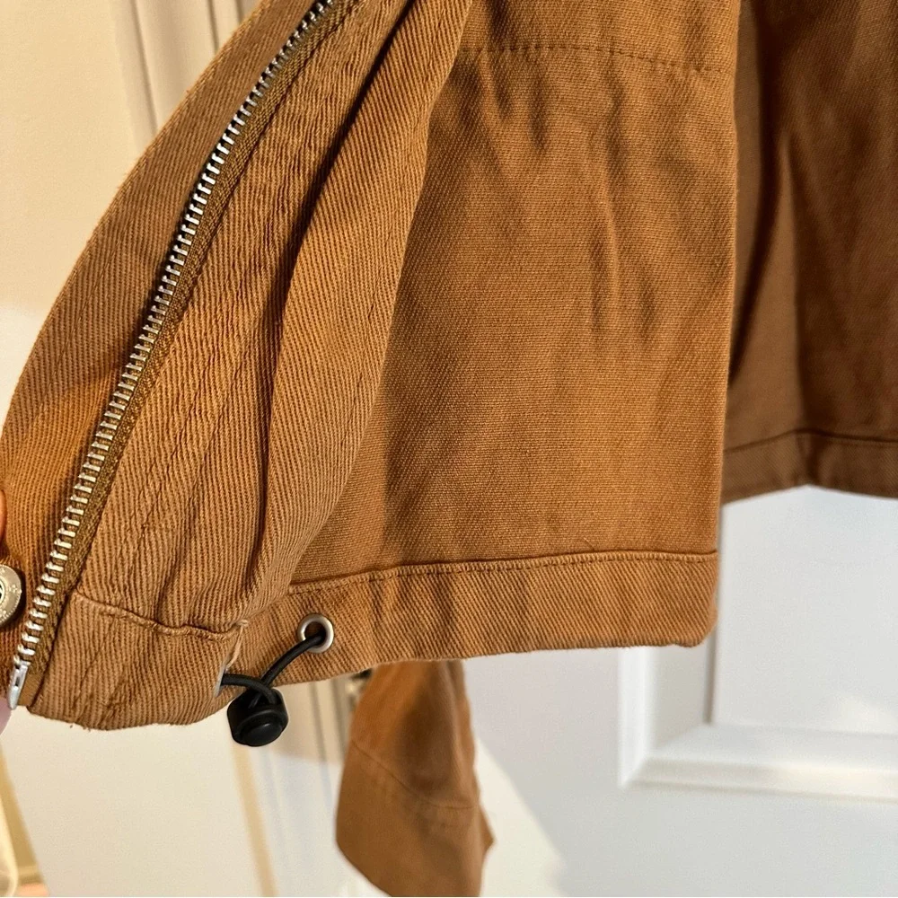 Forever 21 Plus Cropped Jacket in Tan Canvas - Picture 11 of 12